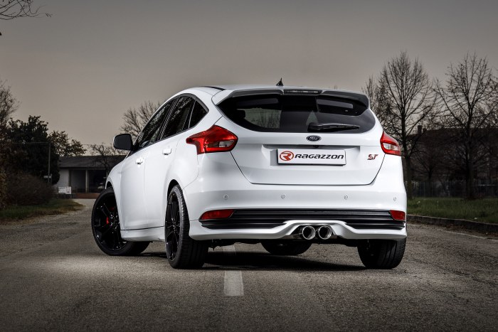 Ragazzon Tub. Sostituzione Cat. Ford Focus Mk3 (Typ Dyb)18 St 2.0t (184kw) 11> Ragazzon Tub. Sostituzione Cat. Ford Focus Mk3 (Typ Dyb)18 St 2.0t (184kw) 11> - immagine 2