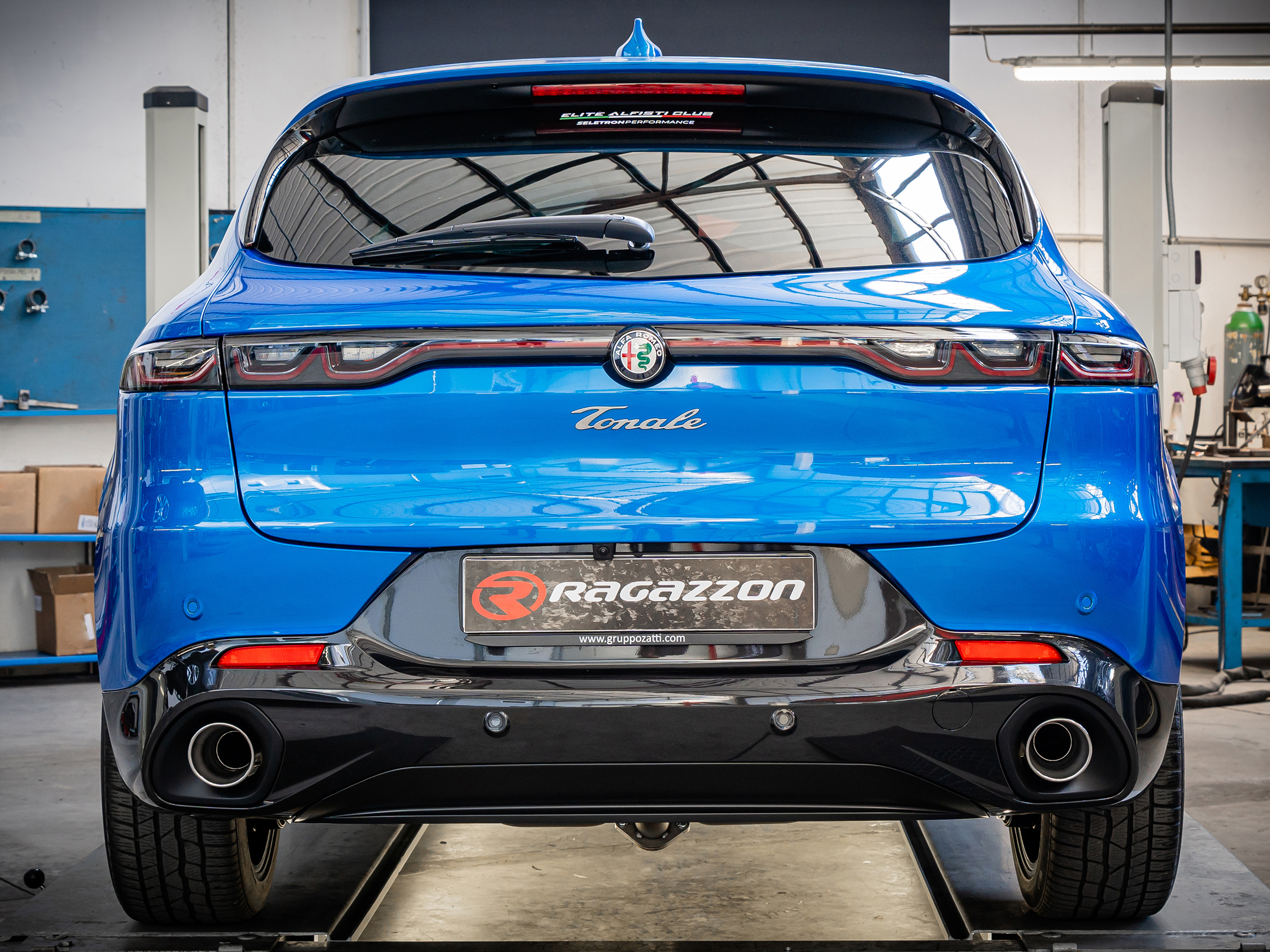 Ragazzon Post. Sdoppiato + Terminali Rotondi 2 / 95mm Sport Line Alfa Romeo Tonale(965) 22> 1.5t (96kw) - 1.5t Vgt Ragazzon Post. Sdoppiato + Terminali Rotondi 2 / 95mm Sport Line Alfa Romeo Tonale(965) 22> 1.5t (96kw) - 1.5t Vgt - immagine 3