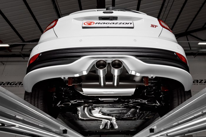 Ragazzon Tub. Sostituzione Cat. Ford Focus Mk3 (Typ Dyb)18 St 2.0t (184kw) 11> Ragazzon Tub. Sostituzione Cat. Ford Focus Mk3 (Typ Dyb)18 St 2.0t (184kw) 11> - immagine 4